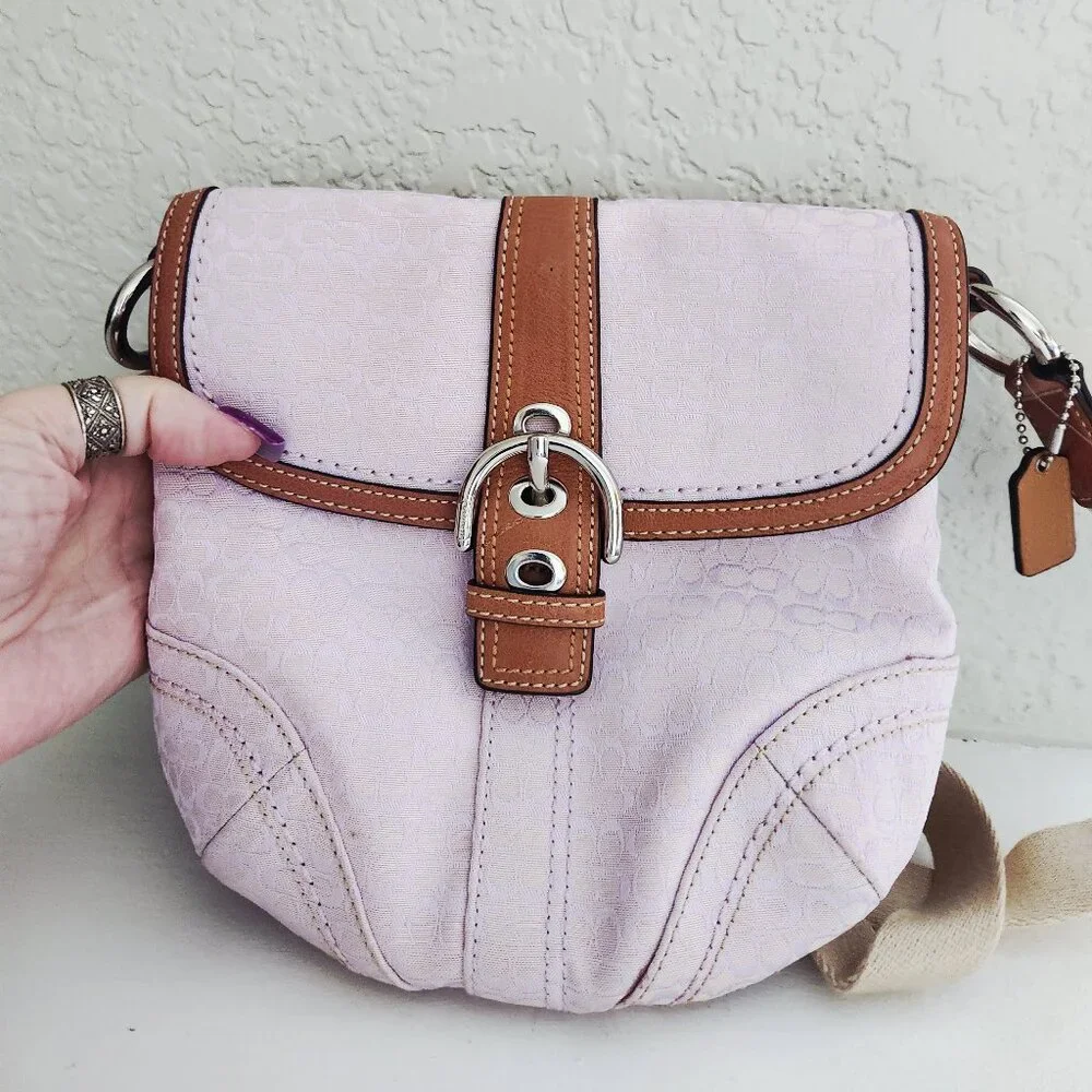 Like New Coach Soho Lavendar Signature C's Crossbody Bag